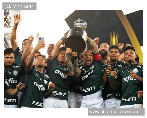 基多体育大学在解放者杯半决赛首回合以三球优势战胜帕尔梅拉斯