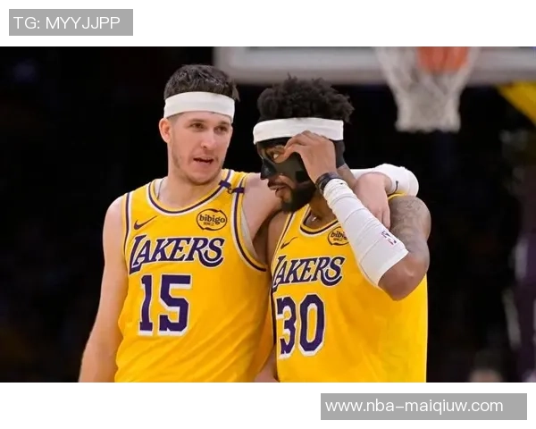 湖人队困境深重三核组合难解局势不如调整阵容发挥现有实力